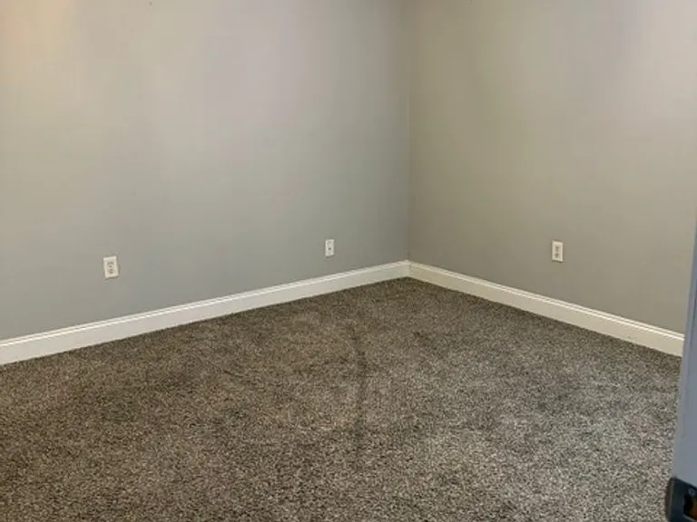405 S Main St — Photo 7