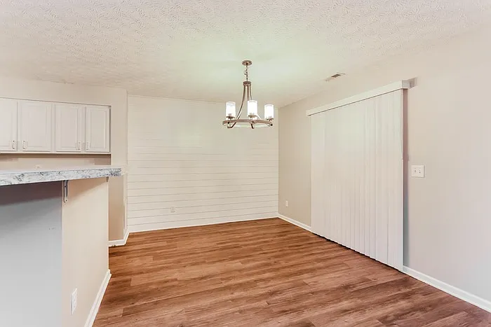 4842 Fosterson Dr — Photo 6