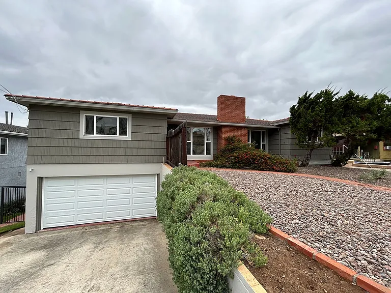 5074 La Dorna St — Photo 1