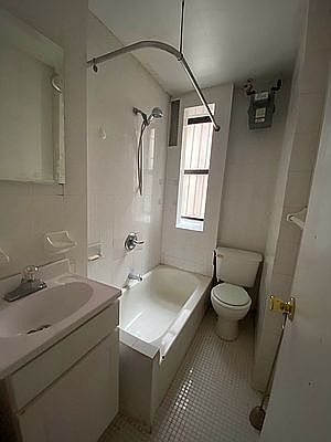 5th image of 142 S 9th St #Dd3