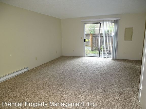 4th image of 1011 W 21st St