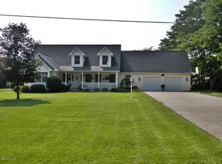 1550 Ramona Dr, Manistee, MI 49660