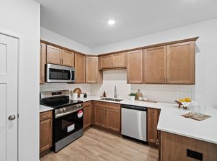 55 Keeneland Ct, Pleasant Hill, IA 50327