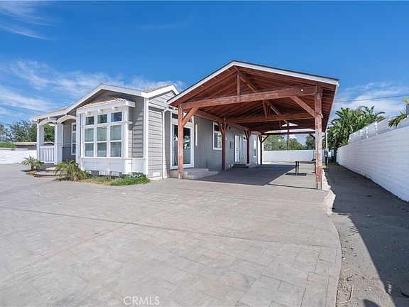 3rd image of 2203 Portola St