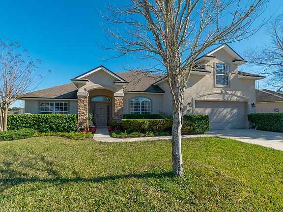 3rd image of 404 Martin Lakes Dr W