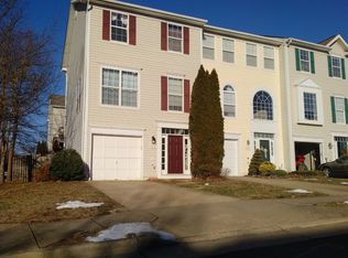 7026 Sauvage Ln, Gainesville, VA 20155