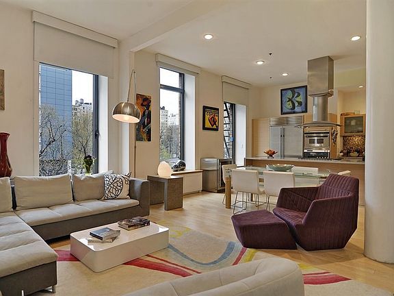 2nd image of 520 Laguardia Pl APT 3N