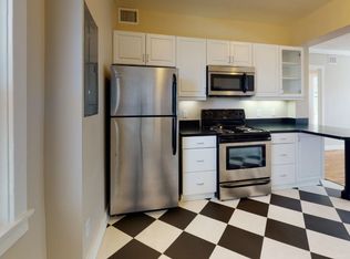 Carberry Apartments (3918 Cass St.), Omaha, NE 68131