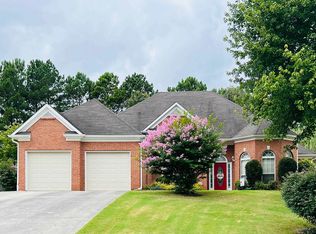 1566 Ember Oaks Cir, Powder Springs, GA 30127