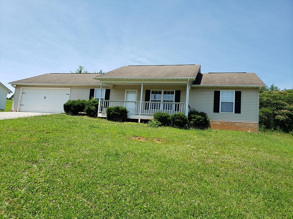 1st image of 2833 Diane Gayle Dr
