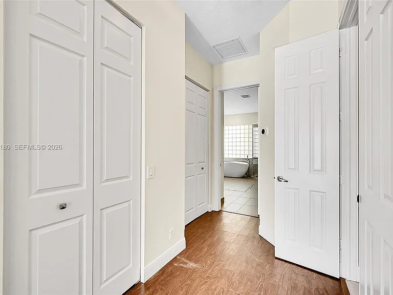 512 NW 120th Dr — Photo 14
