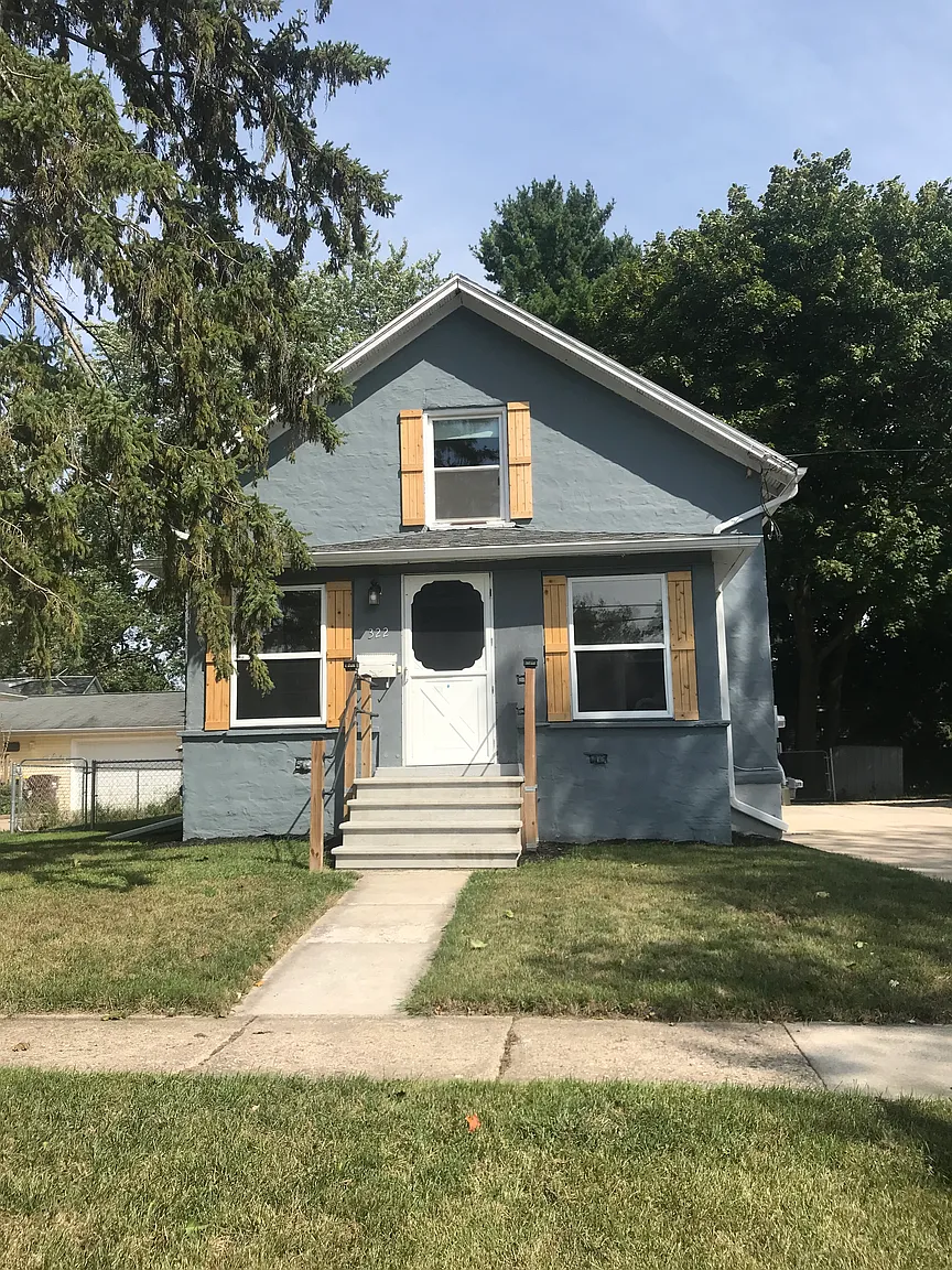 322 N Clinton St photo 1