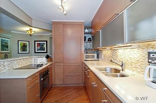 5th image of 195 N Harbor Dr APT 1503