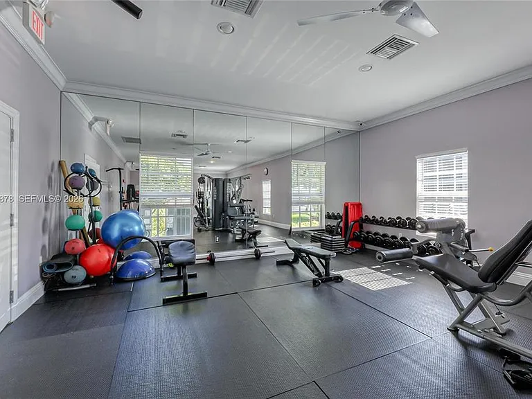 6207 Bay Club Dr #1 — Photo 8
