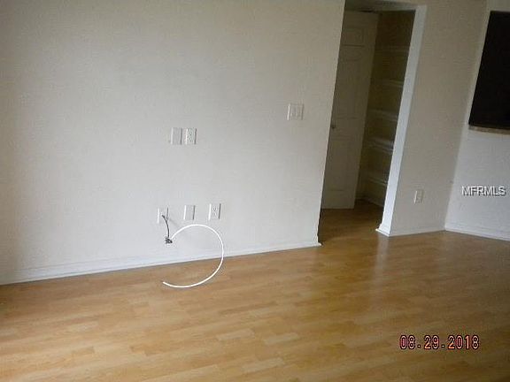 5th image of 4950 Ava Pointe Dr #6