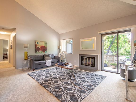 3rd image of 1408 Alma Way