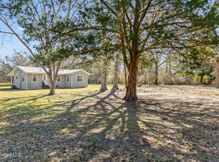 107 Nobles Dr, Lucedale, MS 39452
