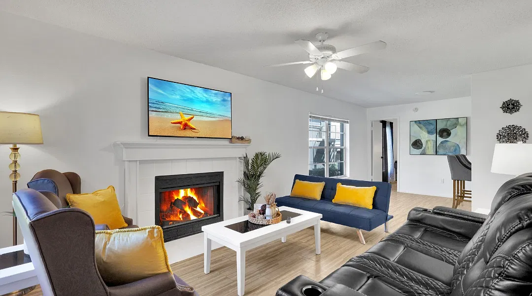 2 bed, 912 sqft, $1,499 — Photo 2
