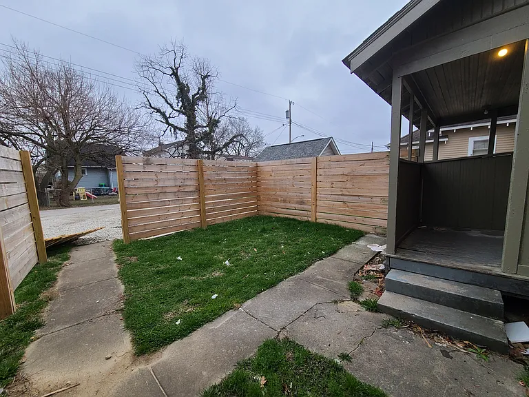 648 S Hague Ave — Photo 19