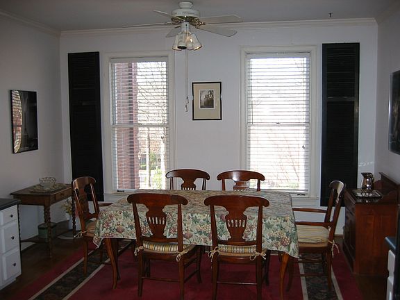 Breakfast Area Adjoining Kitchen