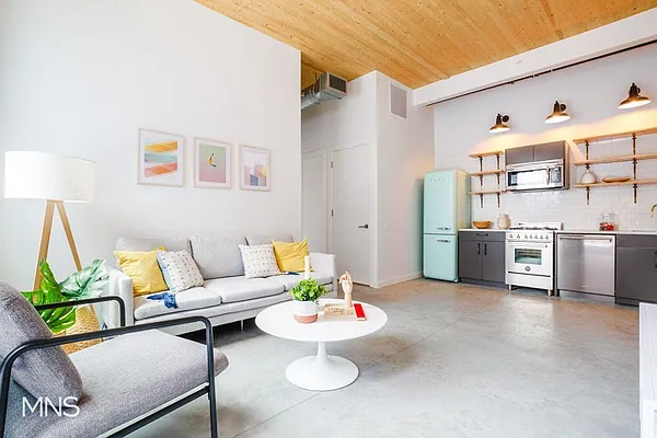 Rented by MNS Marketing | media 45