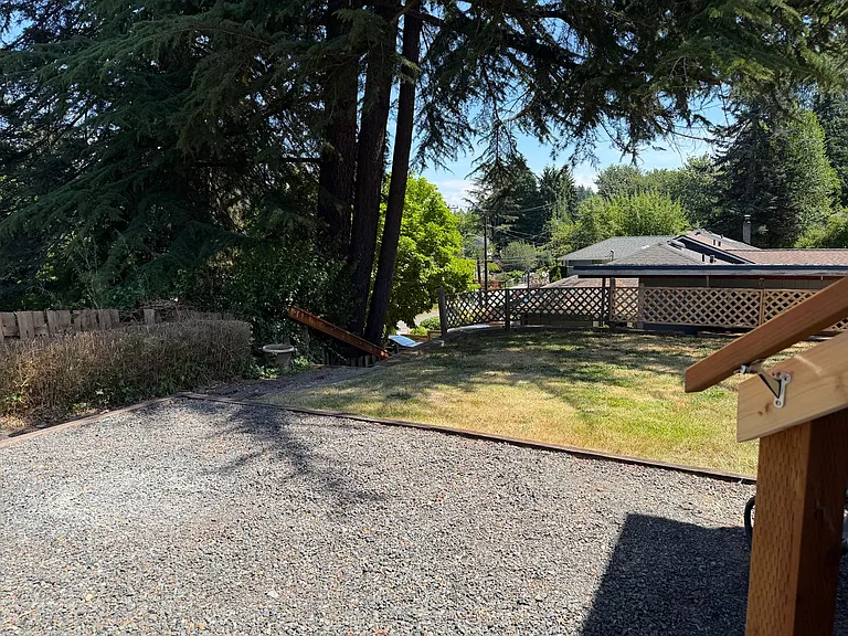 9622 20th Ave NE — Photo 31