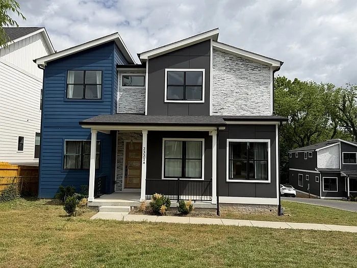 2321 Carter Ave #A — Photo 2