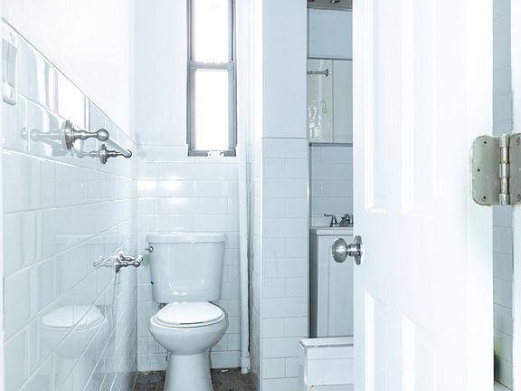3rd image of 75 Fort Washington Ave #44B