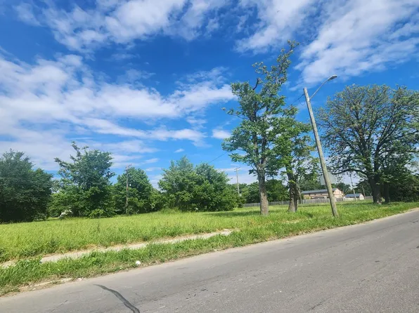 4400 Junction St, Detroit, MI 48210