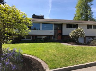 1004 Linwood Ln, Fircrest, WA 98466