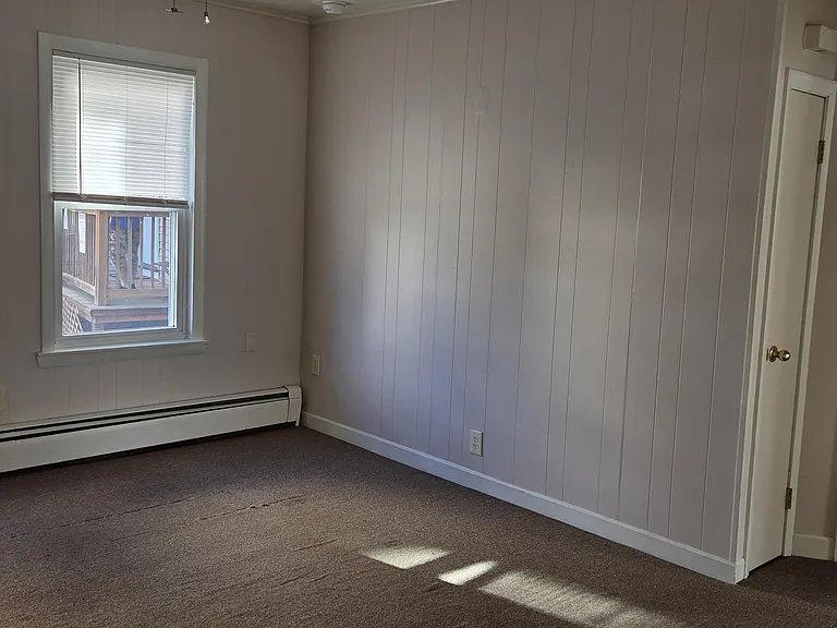 91 Cote Ave — Photo 5