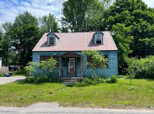 750 Somerset St, Rumford, ME 04276