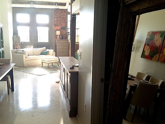 4th image of 275 Medford St APT 403