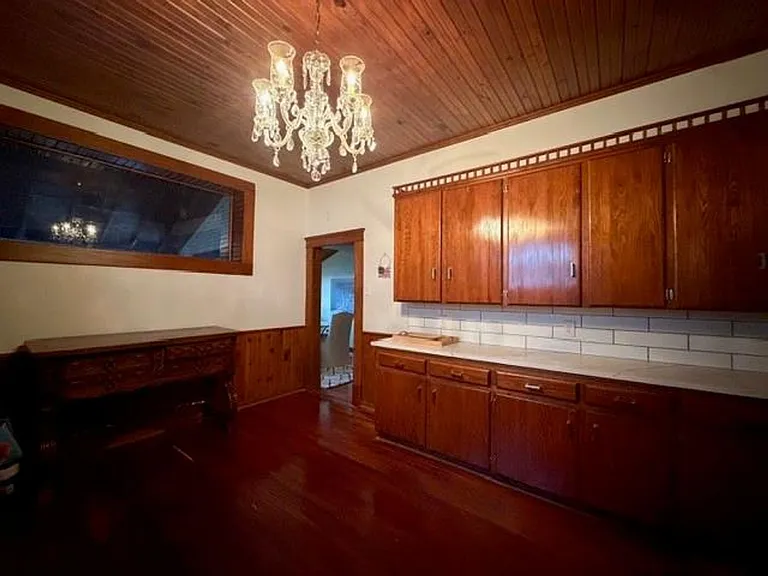 415 W Franklin St — Photo 7
