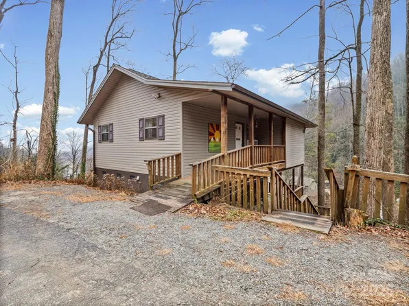950 Main St Unit 5, Chimney Rock, NC 28720