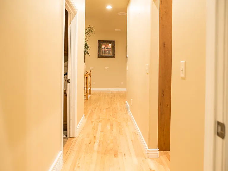 2032 E Eagle Crest Dr — Photo 11