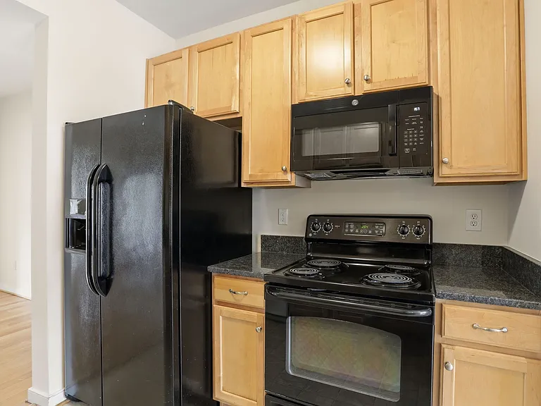 7402 Willow Crossing Ter — Photo 7