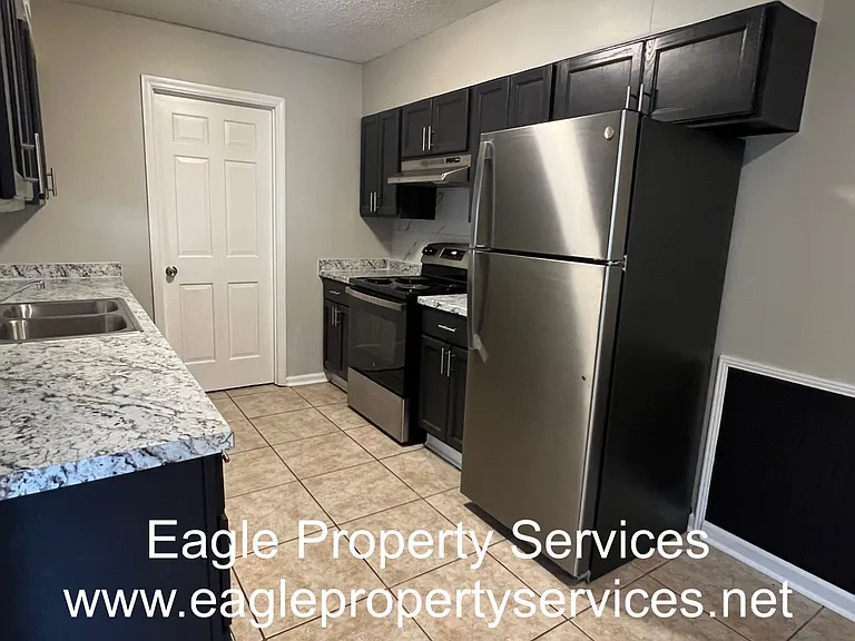 2200 Raintree Way #2205 — Photo 3