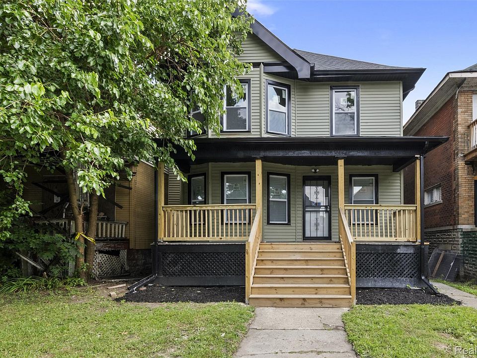 1st image of 3281 Lothrop St NE