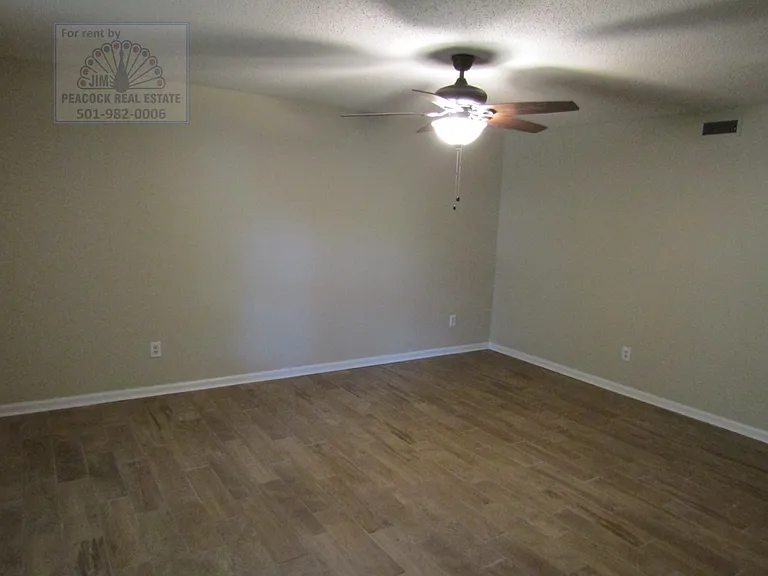 8 Patty Ln — Photo 5