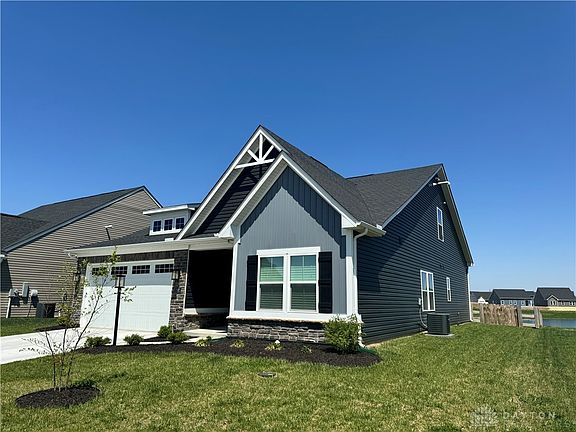 2nd image of 2062 Schmidt Dr