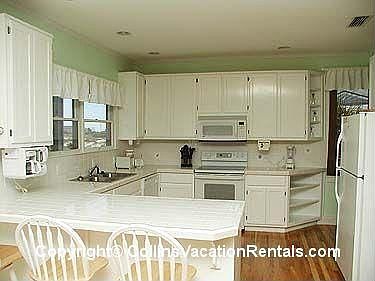 3rd image of 725 W Gulf Beach Dr