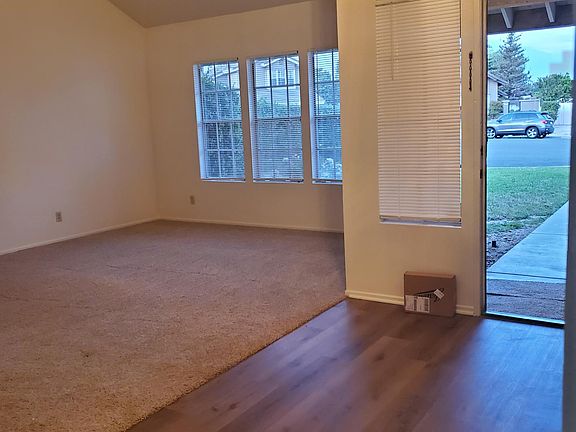 3rd image of 1421 Spyglass Way