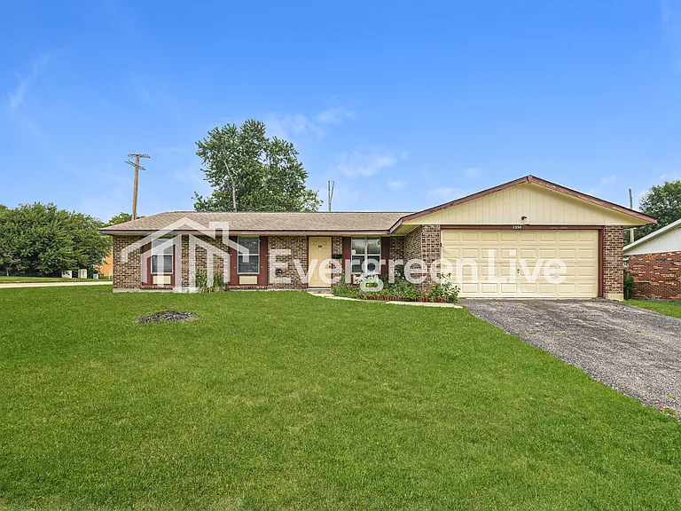 7398 Calmcrest Ct — Photo 1