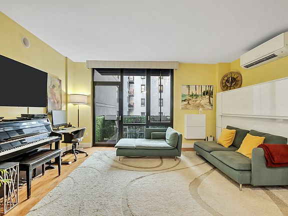 3rd image of 2100 Bedford Ave #4B