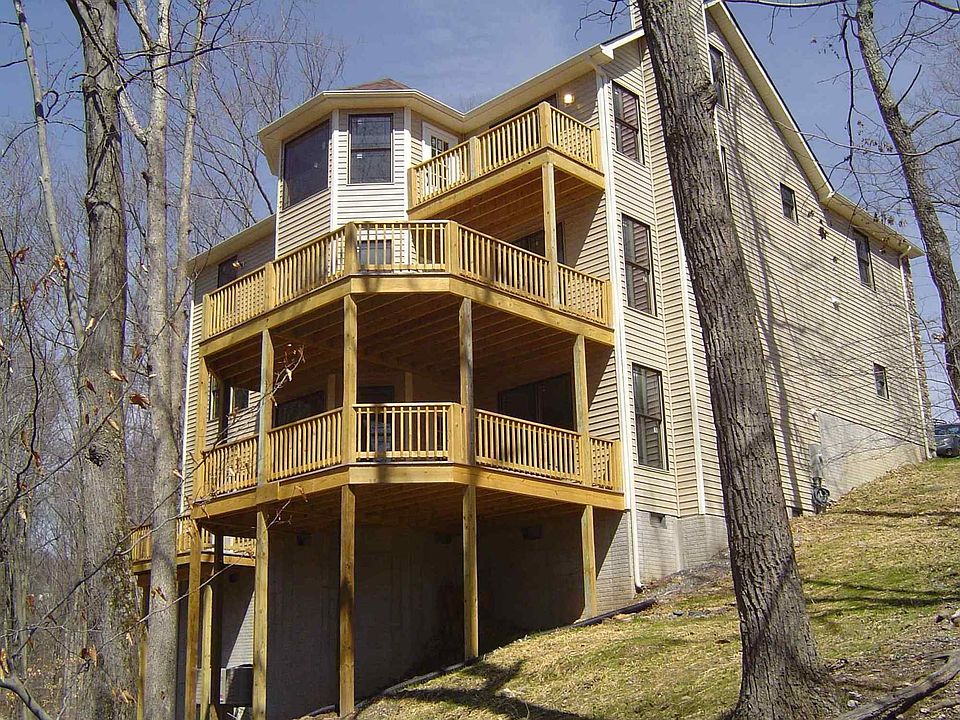 Rear Exterior View