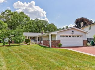 413 Hillcrest Ln, Lombard, IL 60148
