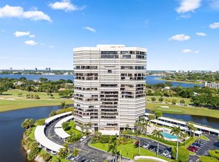 1900 Consulate Pl APT 2002, West Palm Beach, FL 33401