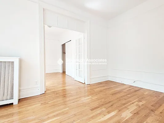 Rented by Sovereign Associates | media 28