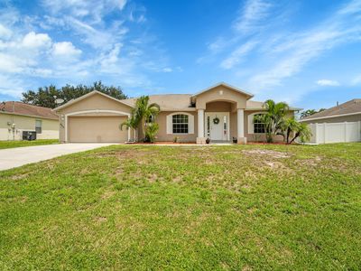933 SE Caravan Avenue, Port Saint Lucie, FL, 34983